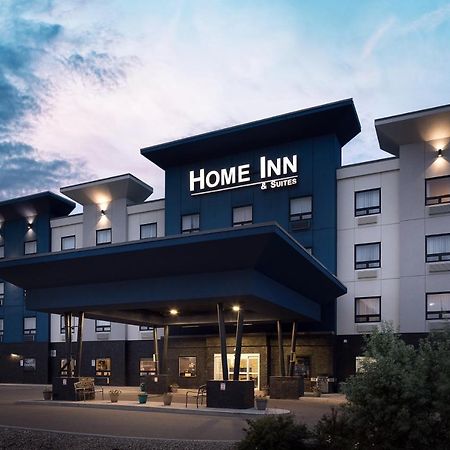 Home Inn & Suites Saskatoon South Exterior photo